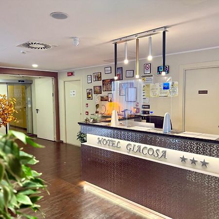 Hotel Giacosa Milaan Buitenkant foto