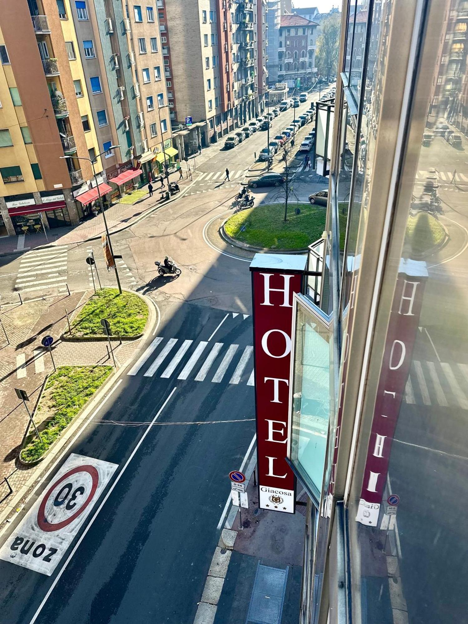 Hotel Giacosa Milaan Buitenkant foto