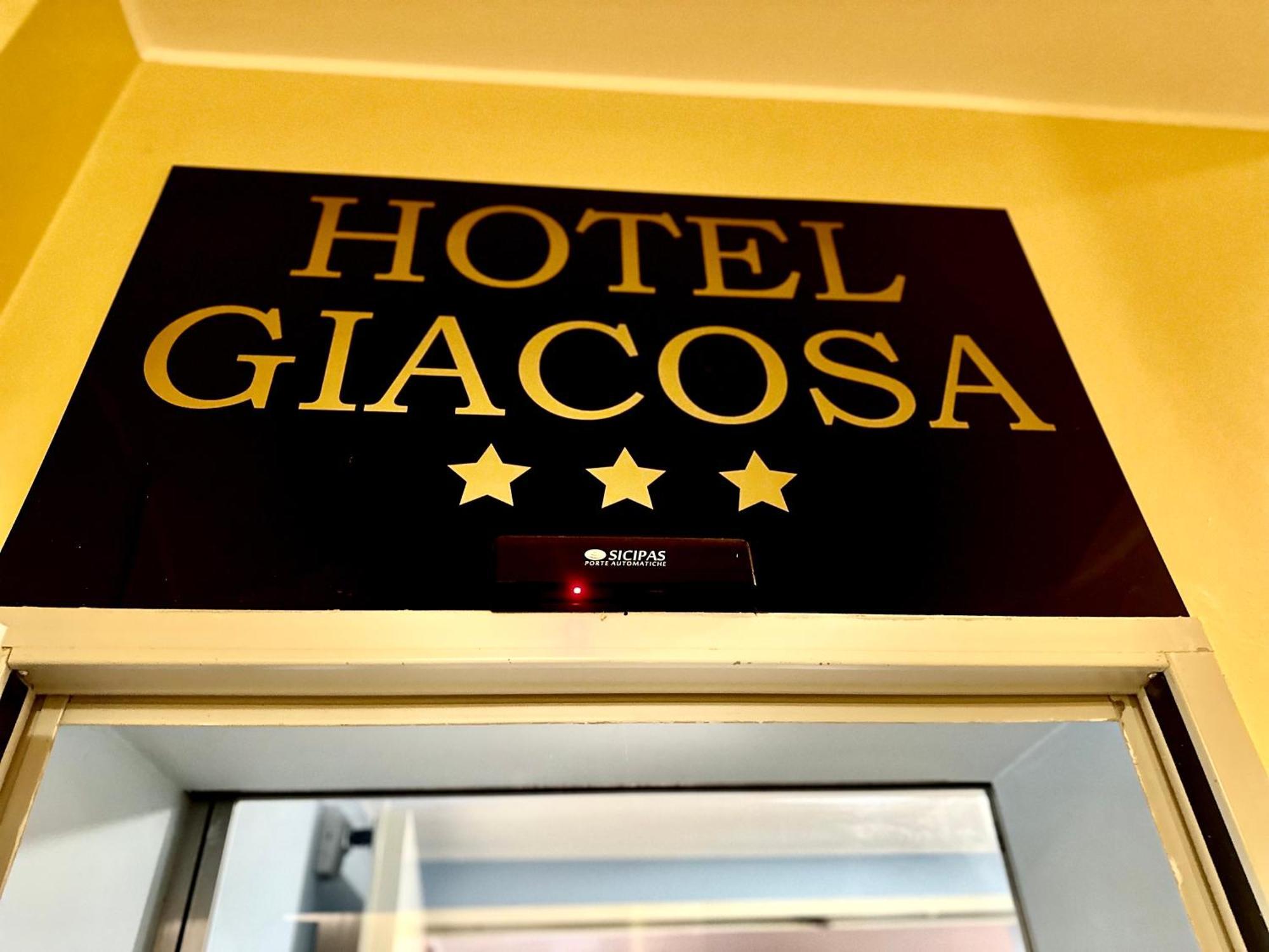 Hotel Giacosa Milaan Buitenkant foto