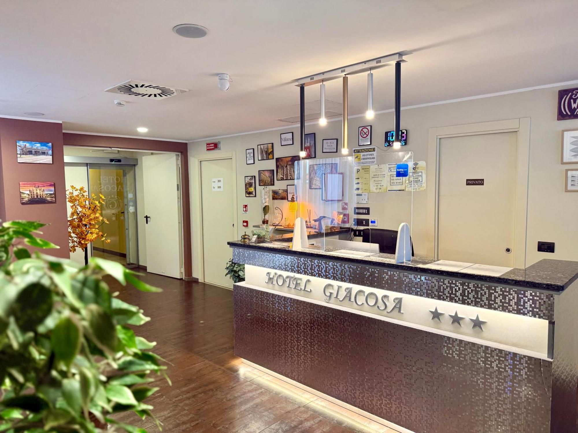 Hotel Giacosa Milaan Buitenkant foto