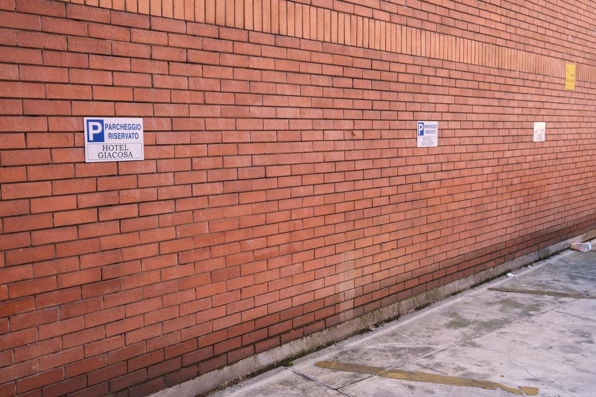Hotel Giacosa Milaan Buitenkant foto