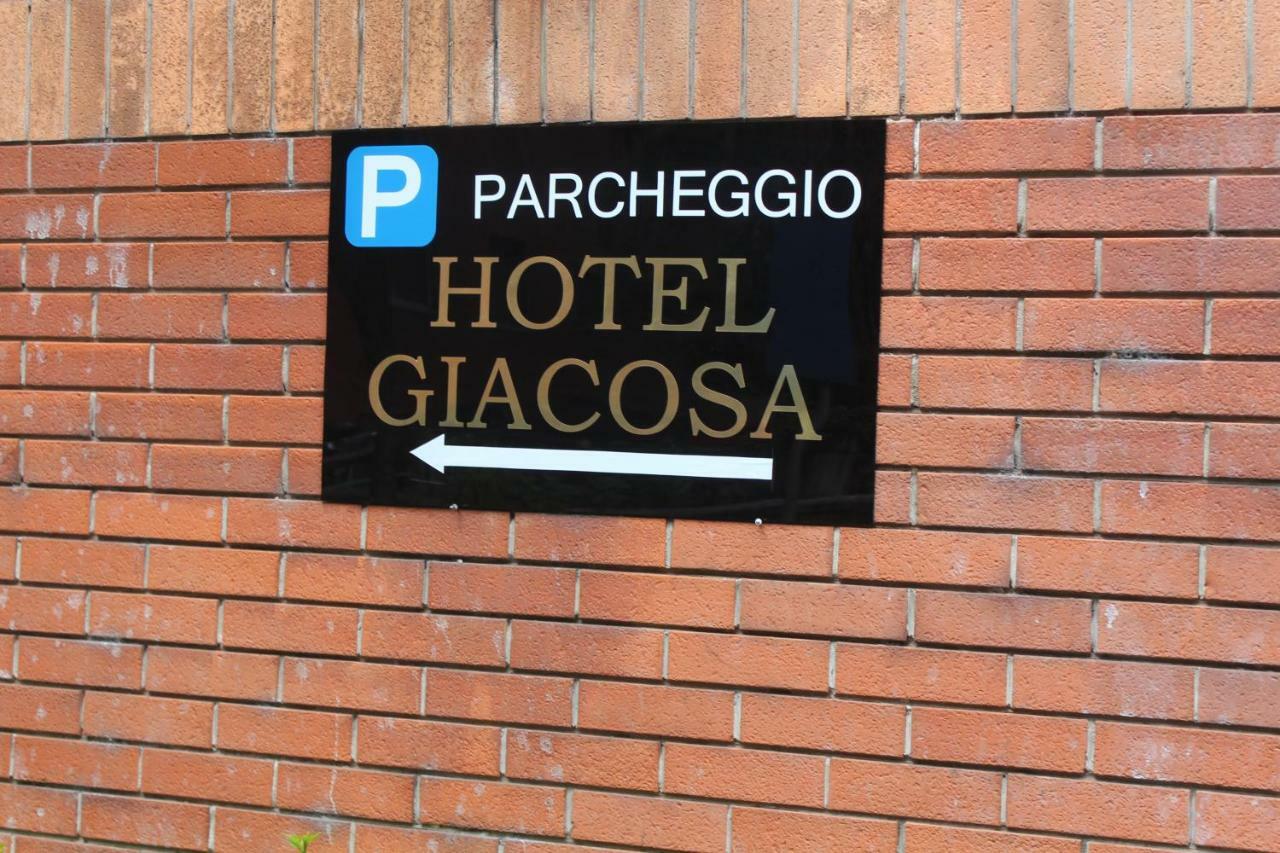 Hotel Giacosa Milaan Buitenkant foto